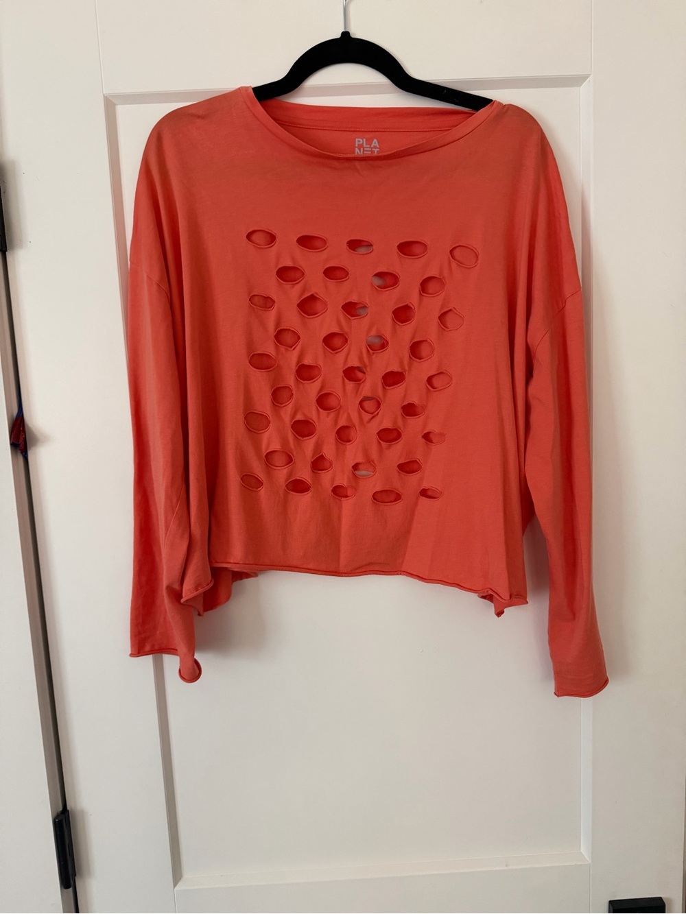 PLANET BY LAUREN G Coral Long-Sleeve Cutout Crop Top